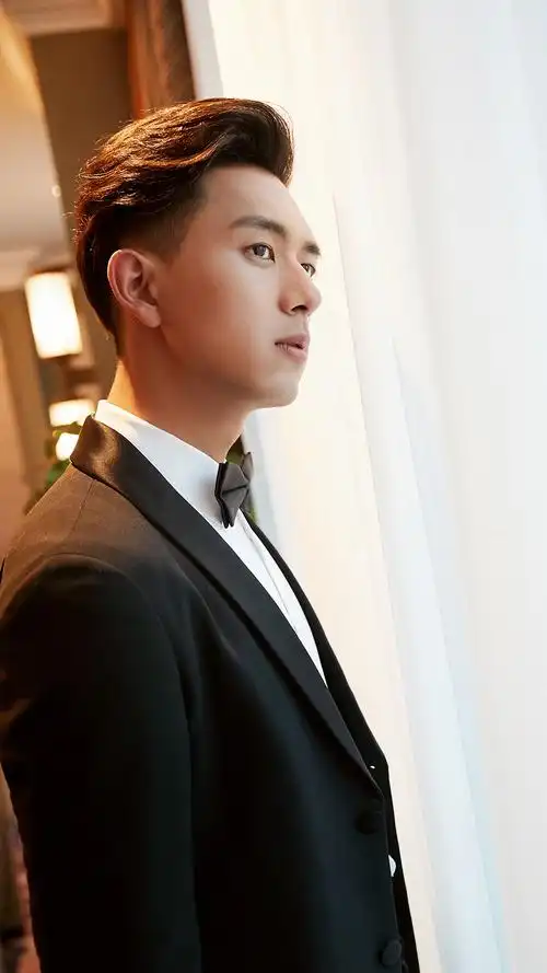 李现高冷帅气手机壁纸图片_明星_手机壁纸下载_美桌网