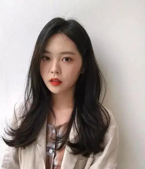 夏日里的微卷发慵懒自然不知不觉就爱上