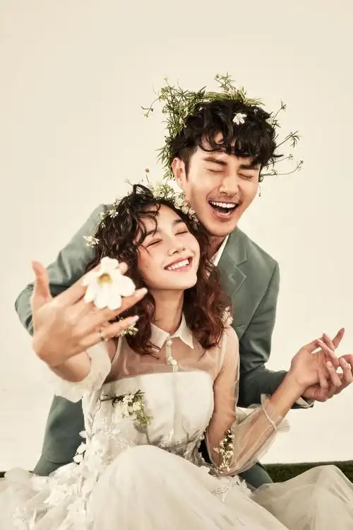 经典内景婚纱照