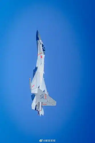 歼15高清大图,走你