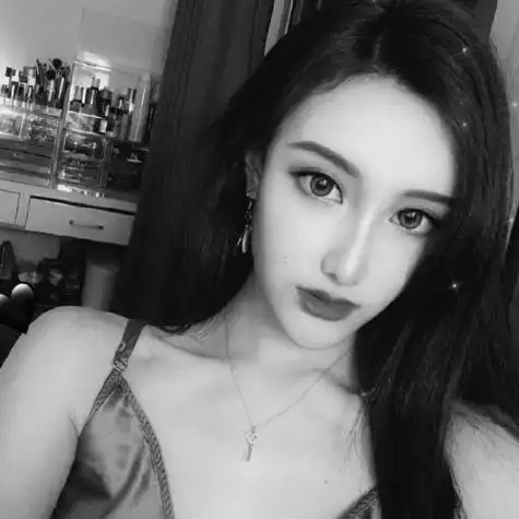 qq女生头像霸气超拽社会黑白