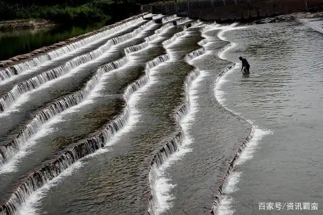 管厝馒头山景观坝(李义友)