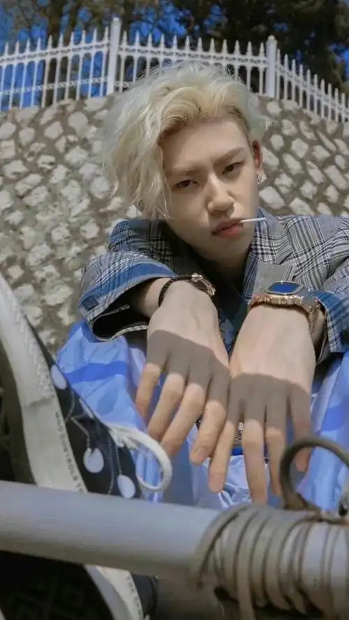 59lilghost小鬼王琳凯壁纸头像