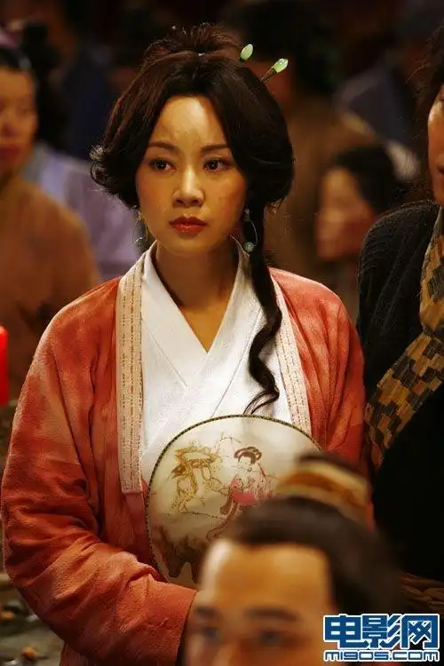 《武林外传》打造"佟掌柜"闫妮定做八套戏服