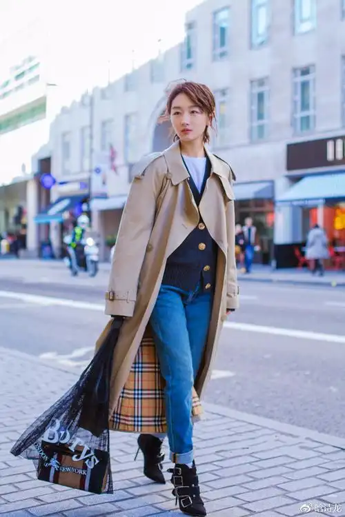 明星时尚博主潮流风衣,来一件挡风又好穿的经典风衣吧!