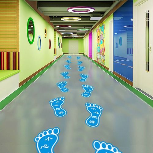小脚丫地贴自粘小心地滑可爱脚印地贴游泳幼儿园学校防水图案定制