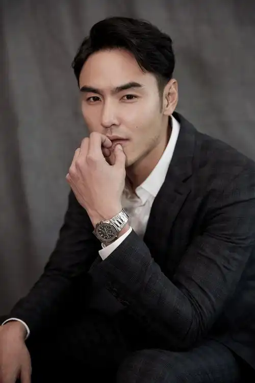 影帝阮经天都戴哪些手表