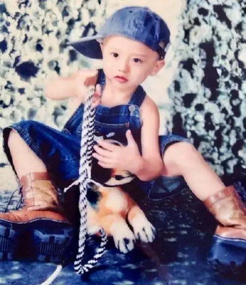 爱豆小时候到底有多可爱?娱乐圈当红明星童年照曝光