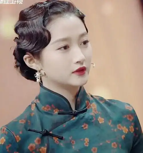 自修关晓彤滤镜头像