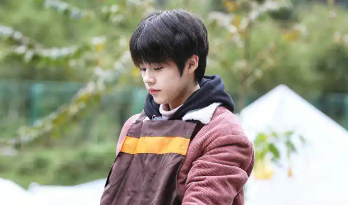 为什么台风少年团要散 姚景元为什么退出台风少年团