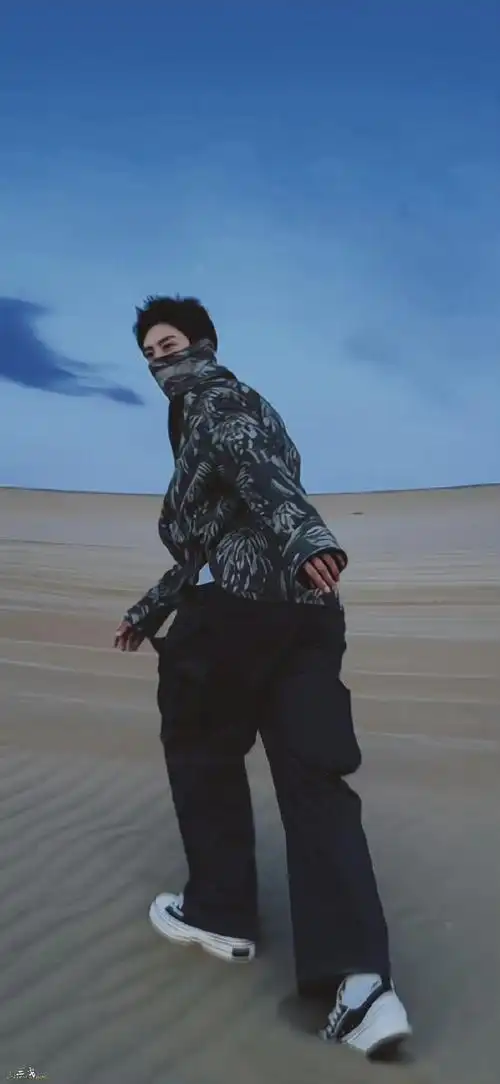 头像·壁纸帅哥 背影 氛围感男神 🌟黄景瑜