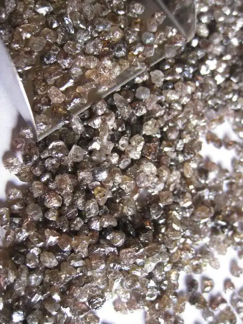 供应天然金刚石颗粒钻石原石超硬材料适用车削切磨钻探研磨五金工具