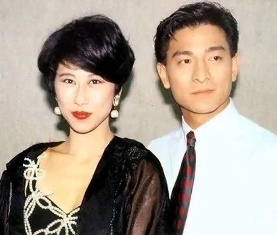 叶倩文公开评价刘德华!