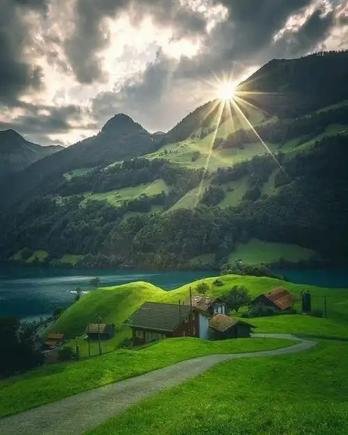 夏天的意大利多洛米蒂一定是一个被自然精灵眷顾的地方#旅行最美风景