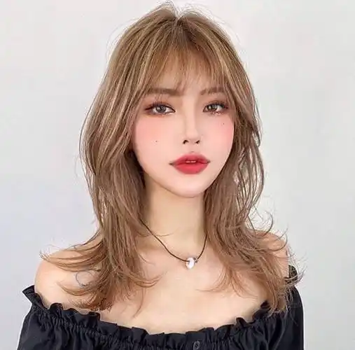 有层次的披肩发