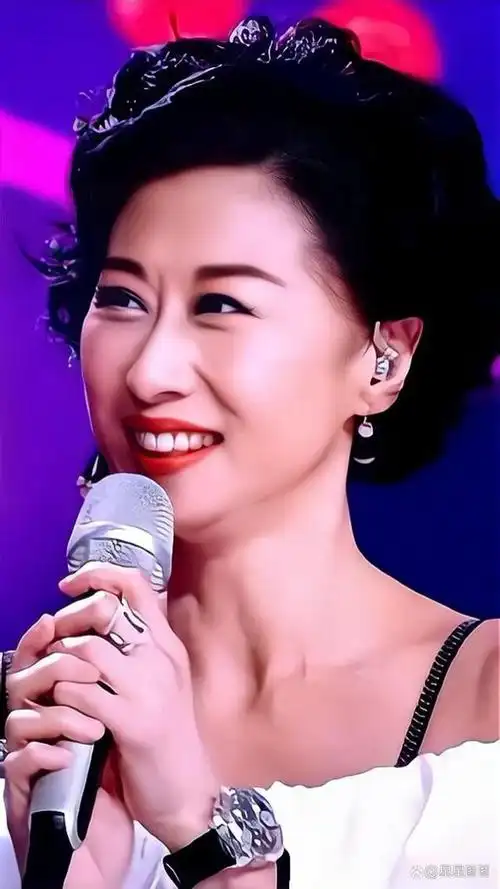 明星图集叶倩文