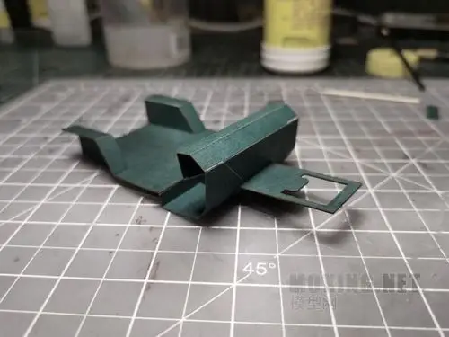 全纸制125m151a2陶氏导弹发射车