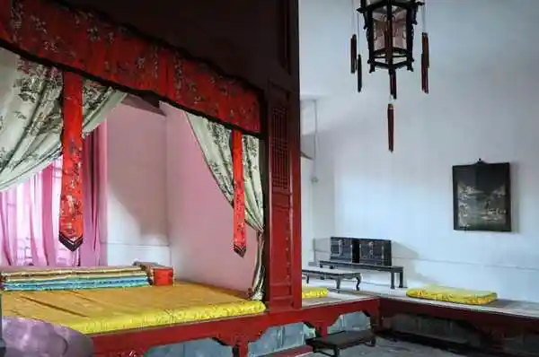 在故宫里,皇后住的地方到底是怎样的呢?你知道吗?