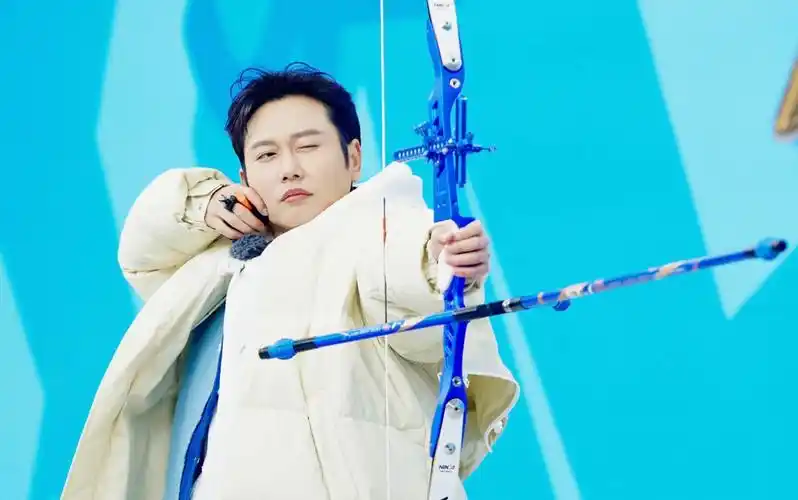 【孟鹤堂|冠军对冠军】孟哥射箭真的好帅呀!