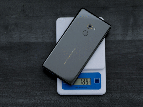 4699元真正的全面屏手机8gb内存骁龙835性能最强的安卓手机