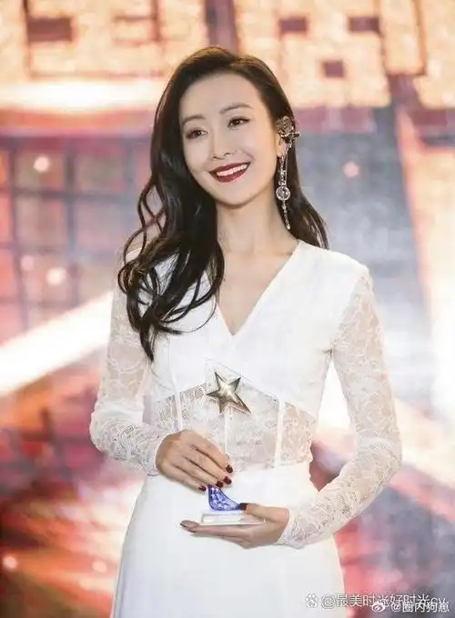 王鸥一点不像当妈的人!