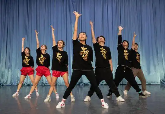 街舞真能表现党史|艺术|舞蹈|研修班_网易订阅