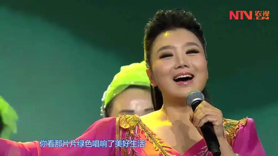 刘子琪演唱绿水青山我的家歌声清澈嘹亮自豪感满满