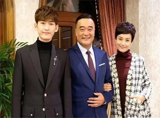 当看了现在40岁张翰的处境,才知道,"红气"对演员的影响有多大