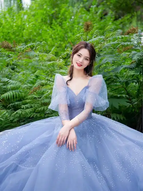 蓝色礼服 | 💙