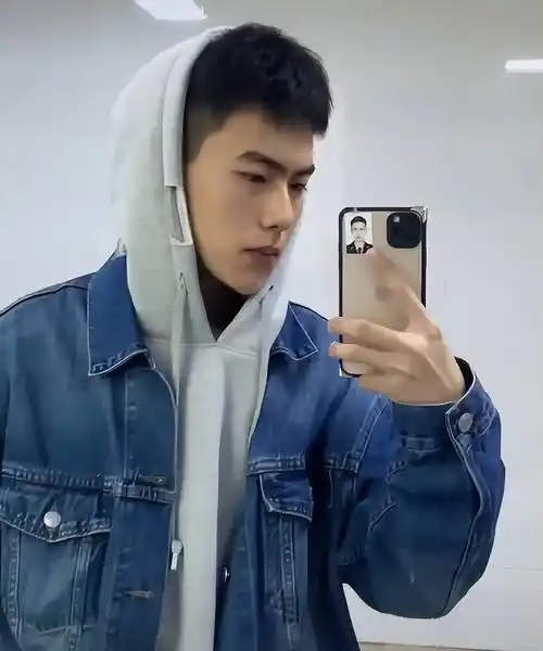 原创最帅警校生出圈就读于中国人民公安大学小说男主照进现实