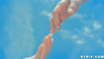 牵手拉手爱情爱人gif动图_动态图_表情包下载_soogif