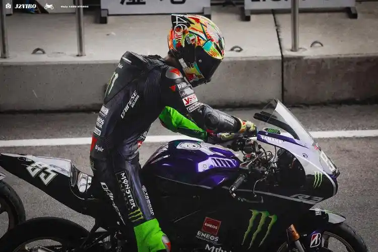 王一博赛道平安 - 堆糖,美图壁纸兴趣社区