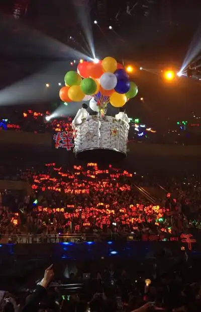 红海易烊千玺 - 堆糖,美图壁纸兴趣社区