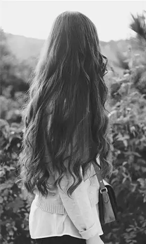 伤感欧美女生黑白背影意境头像分享