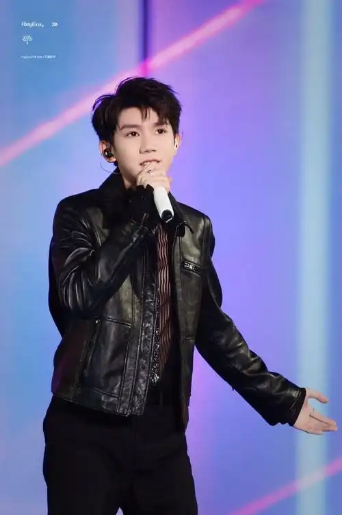 20240330 qq音乐巅峰盛典    78    @tfboys-王源