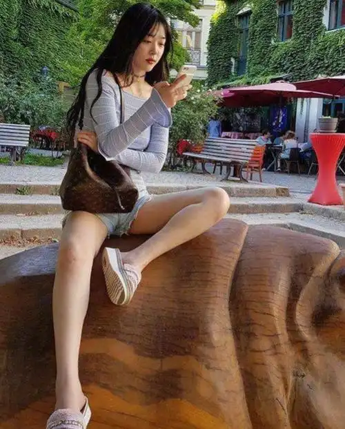 林心如陷入凸点疑云,下面几位女星更夸张,网友直呼扛不住_崔雪莉_内衣