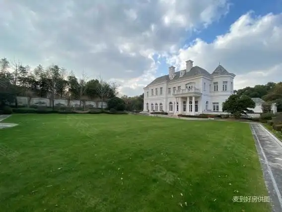 庄园,世茂佘山庄园(一期)二手房,8000万,6室5厅,7卫,1052平米-上海