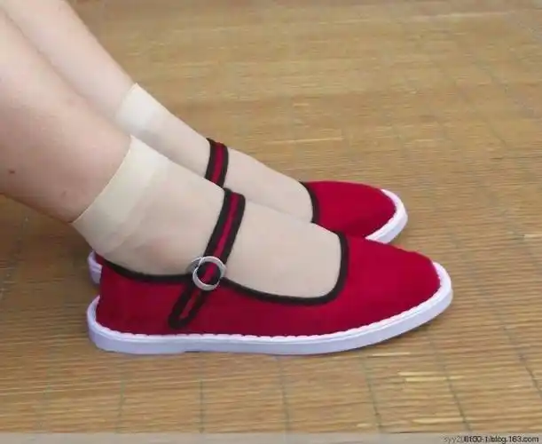 【布鞋情怀】布鞋美腿诱惑同样给力(一带式白边布鞋)(145p)