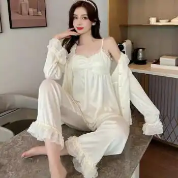 花睡神夏季冰丝睡衣女感2022年新款夏款性感蕾丝花边三件套带胸垫 米