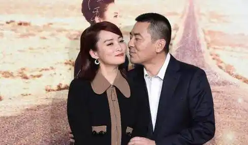 刘涛和蒋勤勤的对比:女人还大的幸福就是有人始终为你遮风挡雨-第4张