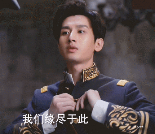 军装真的好绝啊(选对造型现代装肯定帅的)