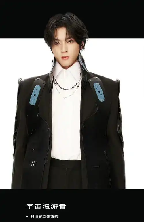 刘耀文制作蛋糕