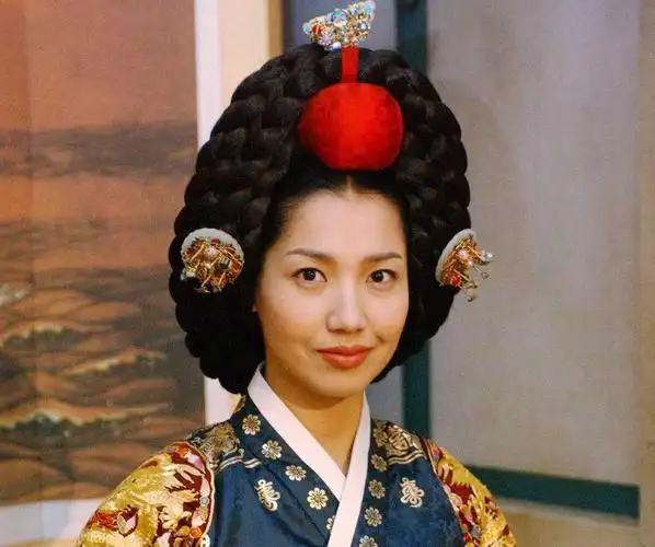 古朝鲜"加髢"浪潮:盘头越大权位越高,终因攀比过度而被废除