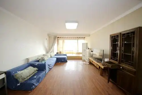 烈士公园观景房 鹏程世家大三房带露阳台出售