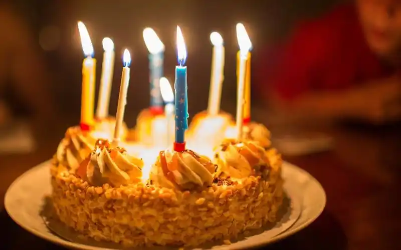 生日快乐蛋糕,蜡烛