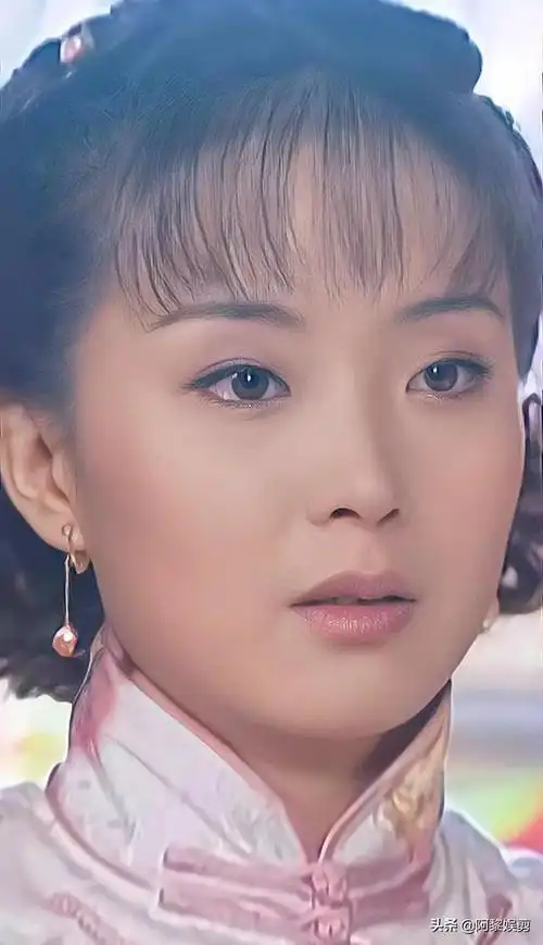 王艳纯天然之美!年轻时真的太美了_网易订阅