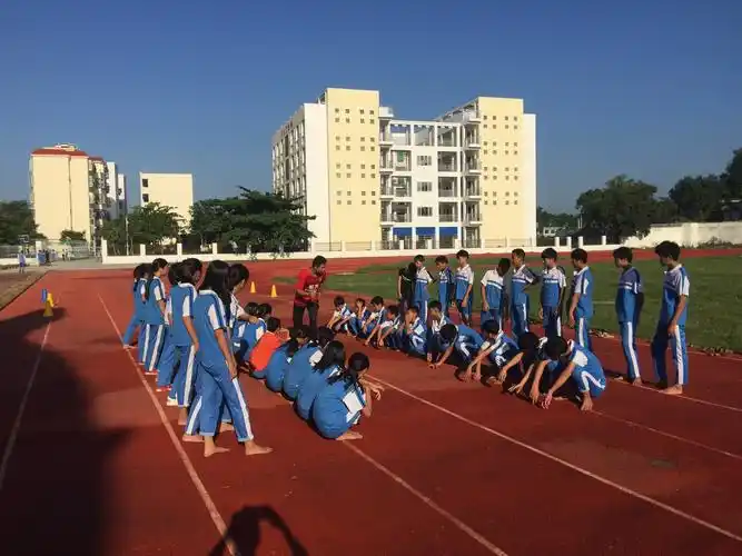 冲坡中学体育组第8周教研活动