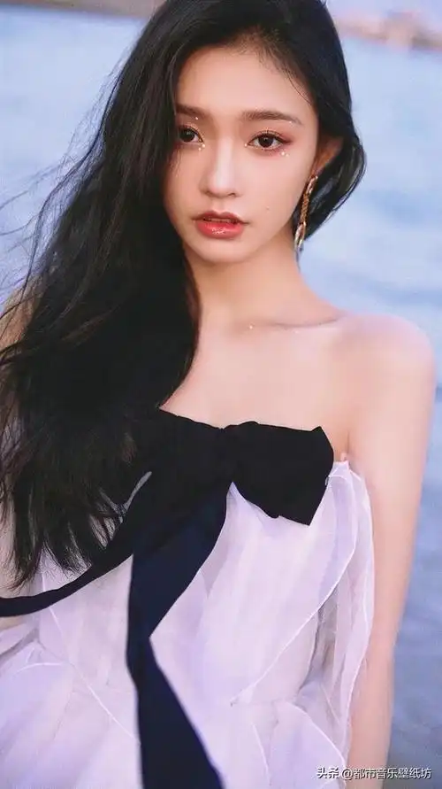 林允高清性感写真_网易订阅