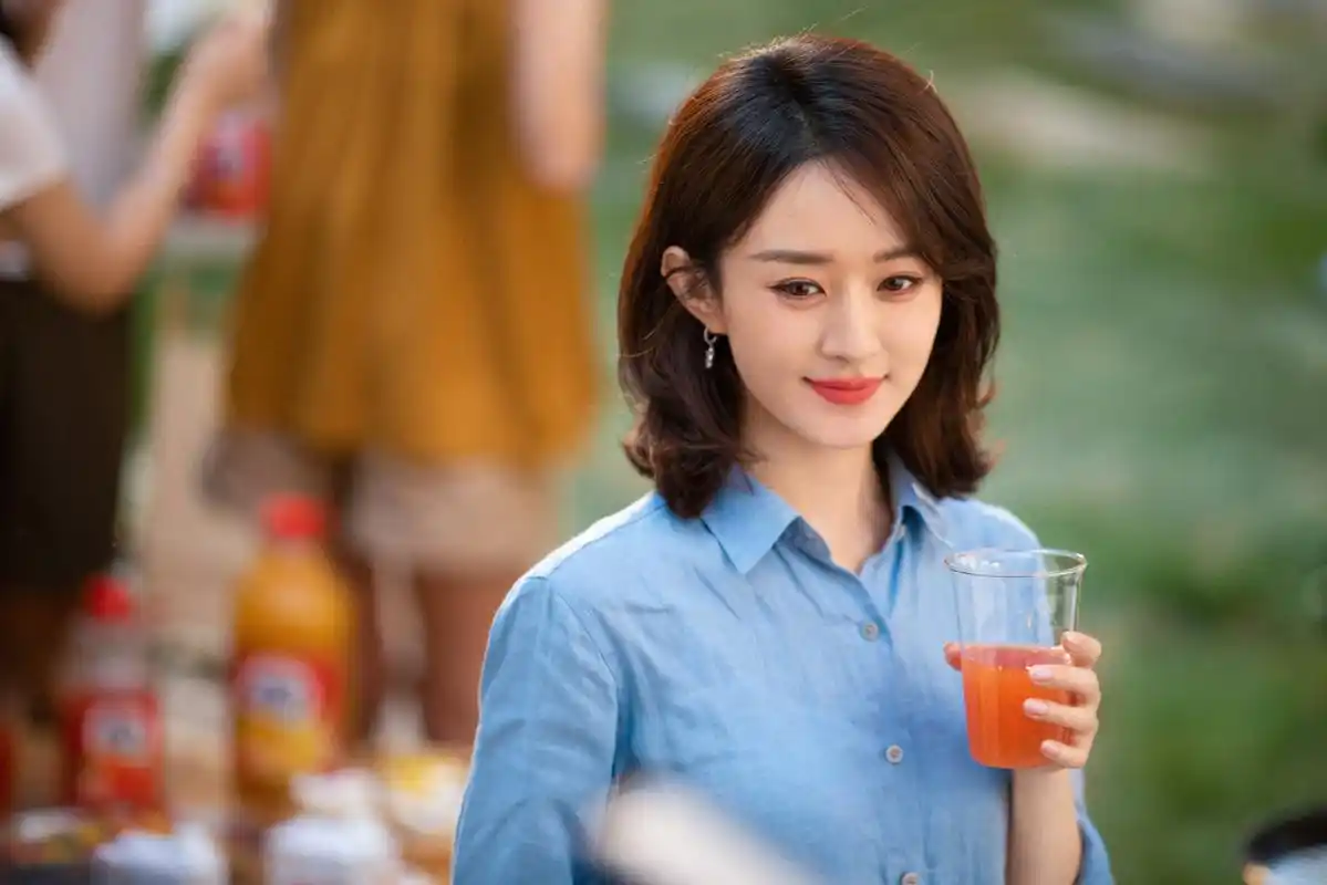 短发的赵丽颖,太温柔了吧.