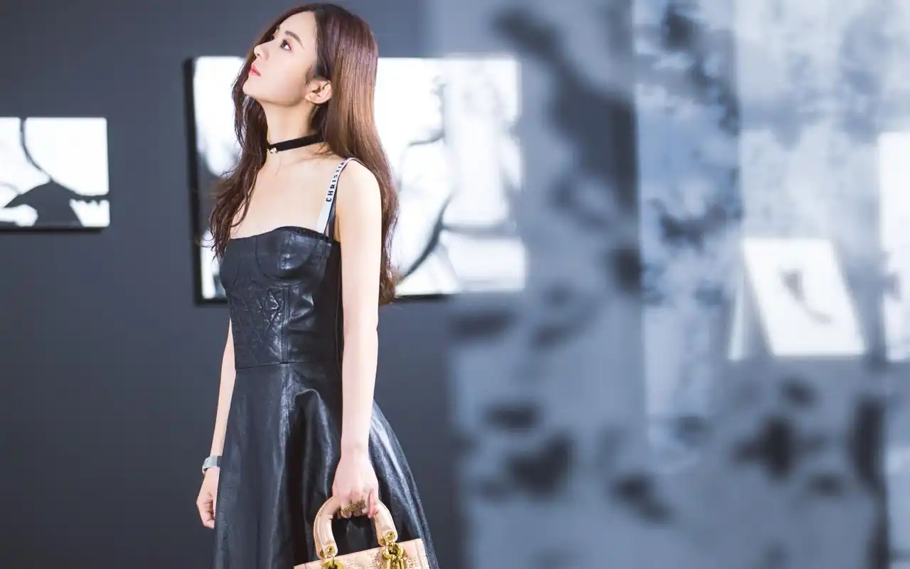 赵丽颖性感图片电脑桌面壁纸